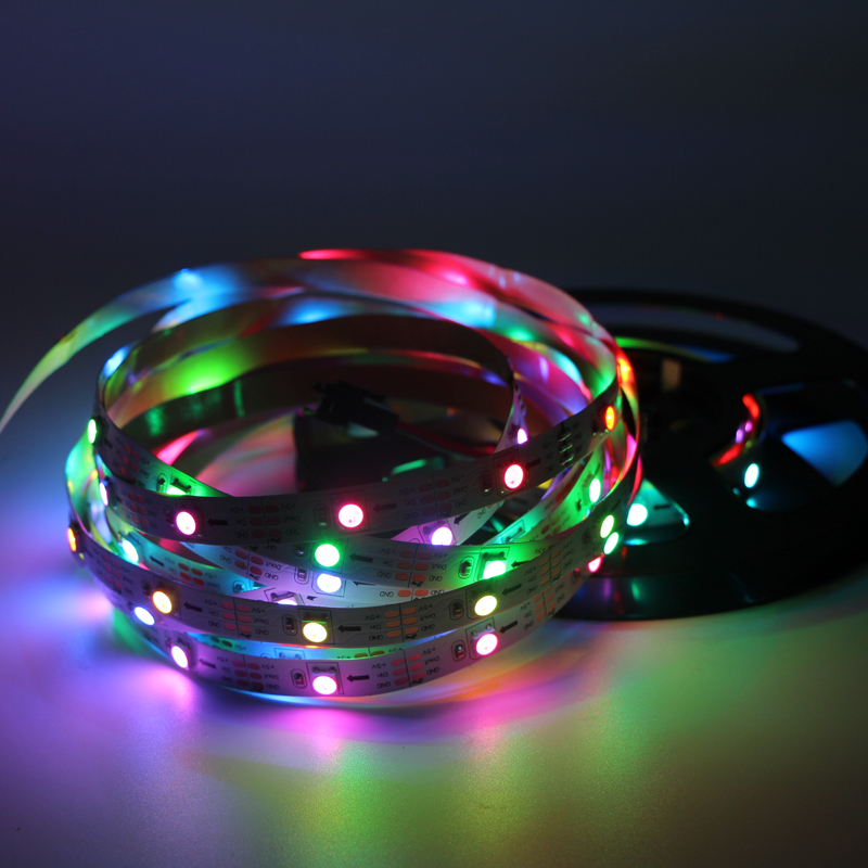 同一只LED灯珠怎样轮发出几种颜色？